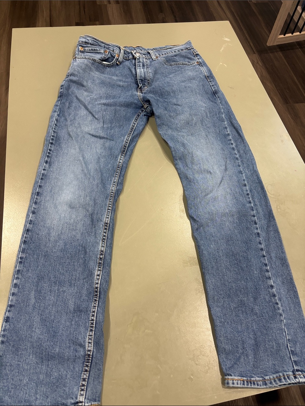 Men ‘s Signature Levi Strauss Men's Medium Blue Straight Jeans